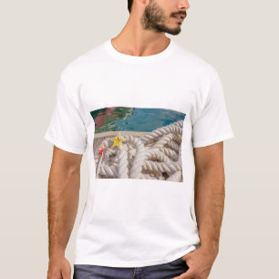 detail of a rope for mooring Men's Basic T-Shirt