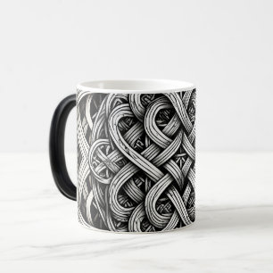 Detaillierte Schwarz-Weißer keltischer Knoten 0001 Magic Mug