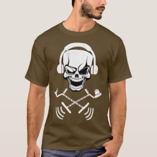 Detectoring Metal Detector Skull T-Shirt