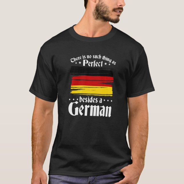 Deutschland Flag Perfect As A German T-Shirt (Front)