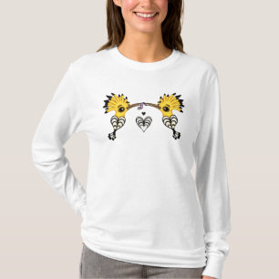 Deux Oiseaux à capuchon et un T-shirt Worm