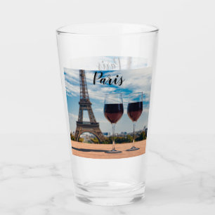 Deux verres de vin avec la tour Eiffel