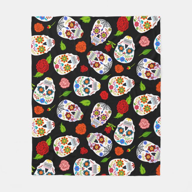 Dia Los Muertos: sugar skulls pattern. Fleece Blanket (Front)
