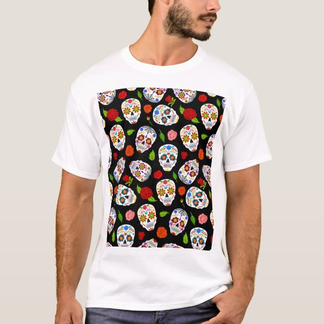 Dia Los Muertos: sugar skulls pattern. T-Shirt (Front)