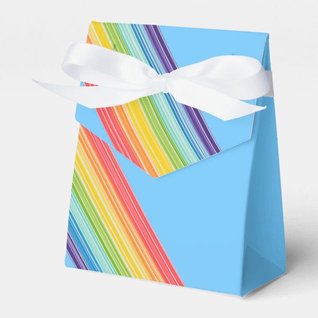 Diagonal rainbow stripes favor box (Front Side)
