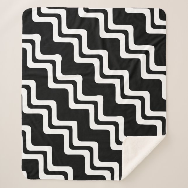 Diagonal Zig Zag Dual Coloured Line Pattern Sherpa Blanket (Front)