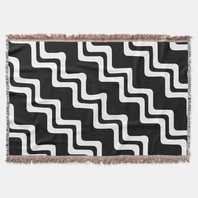 Diagonal Zig Zag Dual Coloured Line Pattern Throw Blanket (Front)