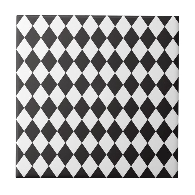 Diamond Harlequin Pattern in Black and White Tile (Front)