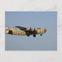 Diamond Lil B-24 Bomber, landing at Oshkosh,