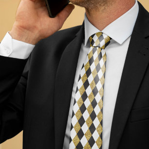 Diamond Pattern Background With A Gold Glitter Tie