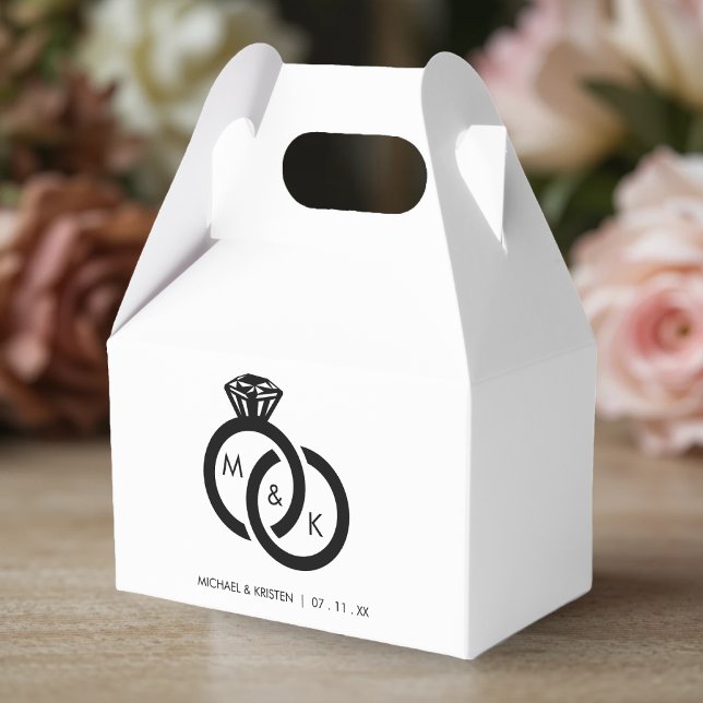 Diamond Ring Couple Monogram Wedding Favor Box (Diamond Ring Couple Monogram Wedding Favor Boxes
)