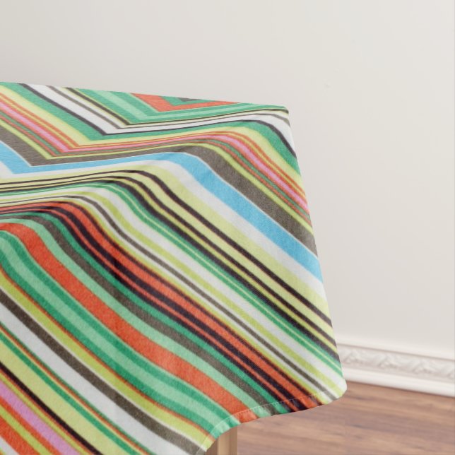 Diamond Tartan Tablecloth (In Situ)