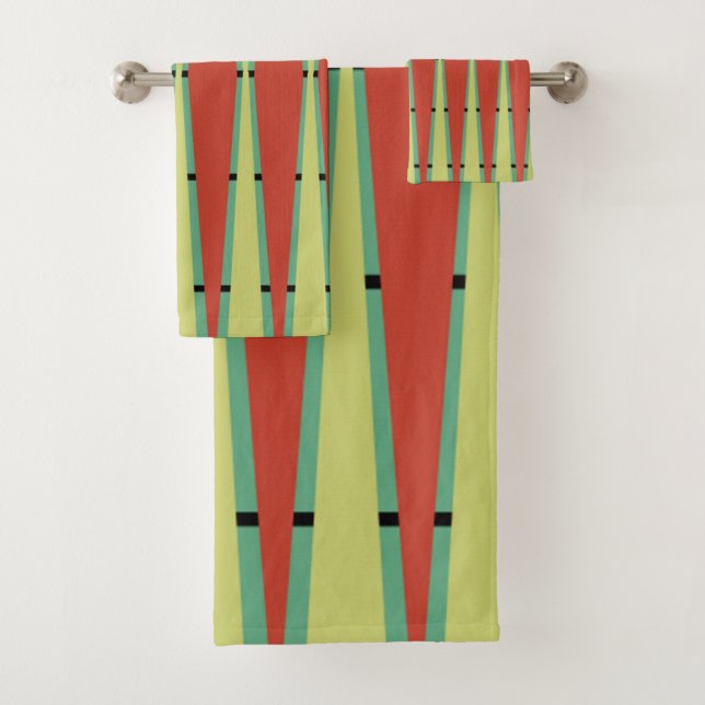Diamonds and Triangles Bath Towel Set (Insitu)
