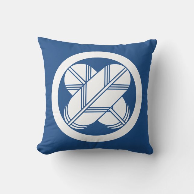 Different from the circle, the falcon's wings (Yat Throw Pillow (Front)