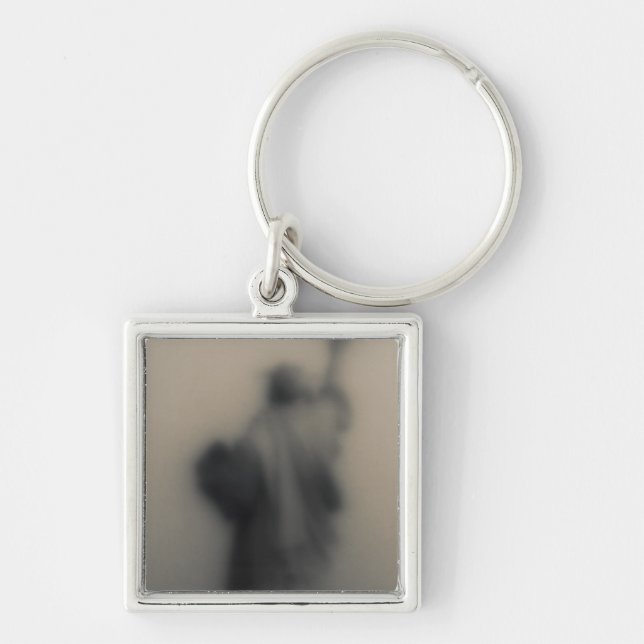 Diffused image of the Statue of Liberty Keychain (Front)