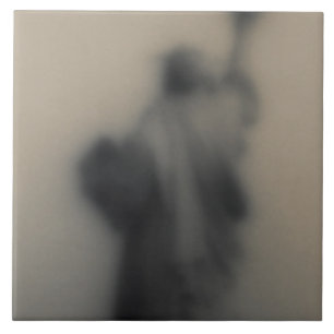 Diffused image of the Statue of Liberty Tile