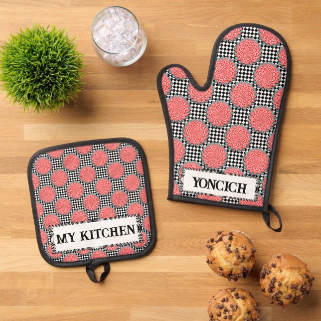 Digital Flower by Kenneth Yoncich Oven Mitt & Pot Holder Set (Top Down)