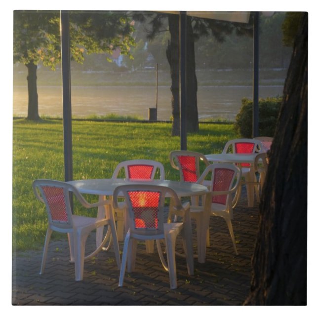 Dining table and chairs by the Danube River, Tile (Front)
