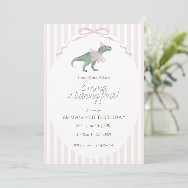 Dinosaur Fourth Birthday Invitation (Debout devant)
