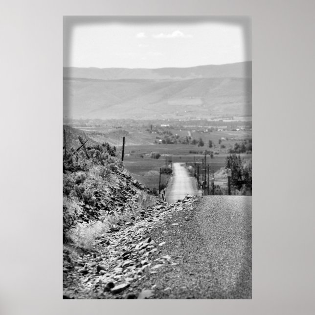 Dirt road back to town... poster (Front)