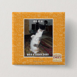 dis is u 2 inch square button