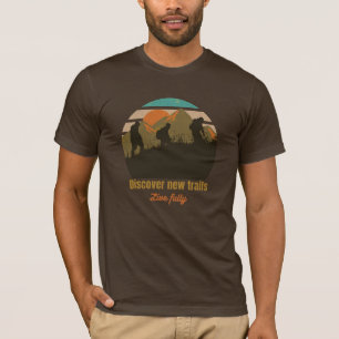 Discover new trails live fully T-Shirt