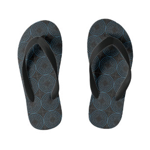 Distortion Circle 01b.Black BG Kid's Flip Flops