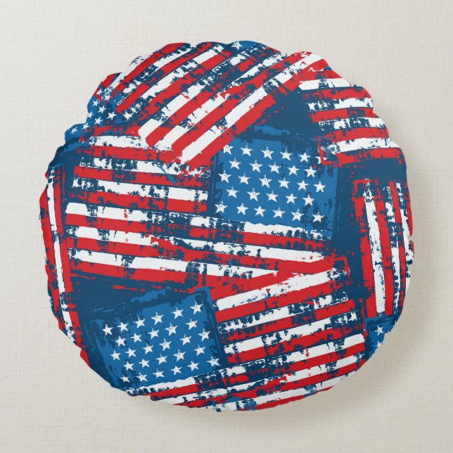 Distressed American Flag Painted Pattern Round Pillow (Front)