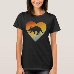 Distressed Heart Retro Style Men Women Aardvark T-Shirt