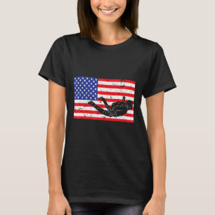 Distressed Skydiving Usa American Flag Vintage Sky T-Shirt