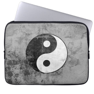 Distressed Yin Yang Symbol Laptop Sleeve