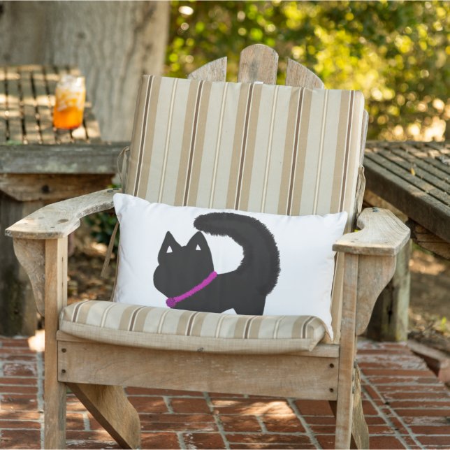Diva cat with sparkle lumbar pillow (Chair)