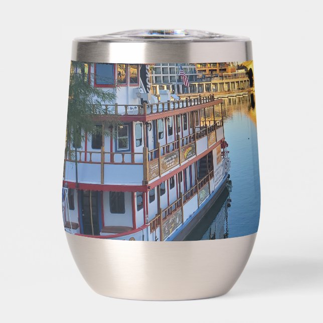 Dixie Belle by the London Bridge in Lake Havasu (Front)