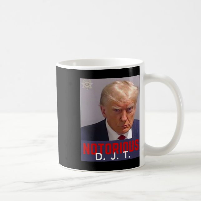 Djt - Trump Mug Shot - 24 août 2023 (Droite)