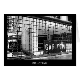 DO NOT PARK simple card