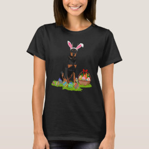 Doberman Dog Easter Egg Hunting Bunny Doberman Eas T-Shirt