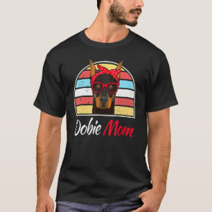 Dobie Mom For Doberman Pinscher Dog Vintage T-Shirt
