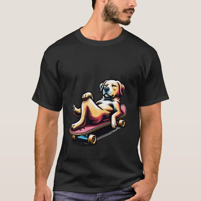Dog Chilling On Skateboard Cool Motif T-Shirt (Front)