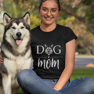 Dog Mom Cute Alaskan Malamute T-Shirt