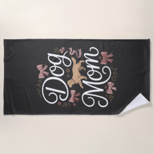 Dog Mom Elegant Coquette Golden Retriever Design Beach Towel