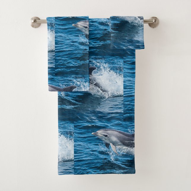 Dolphin Splashing Bath Towel Set (Insitu)