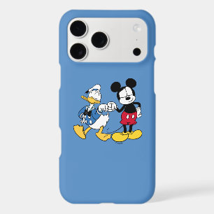 Donald Duck & Mickey Poing Bump