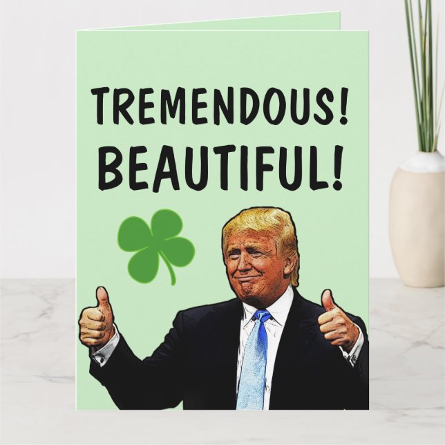 DONALD TRUMP A SURGRANDI LES CARTES DE JOUR DE ST. (Devant)