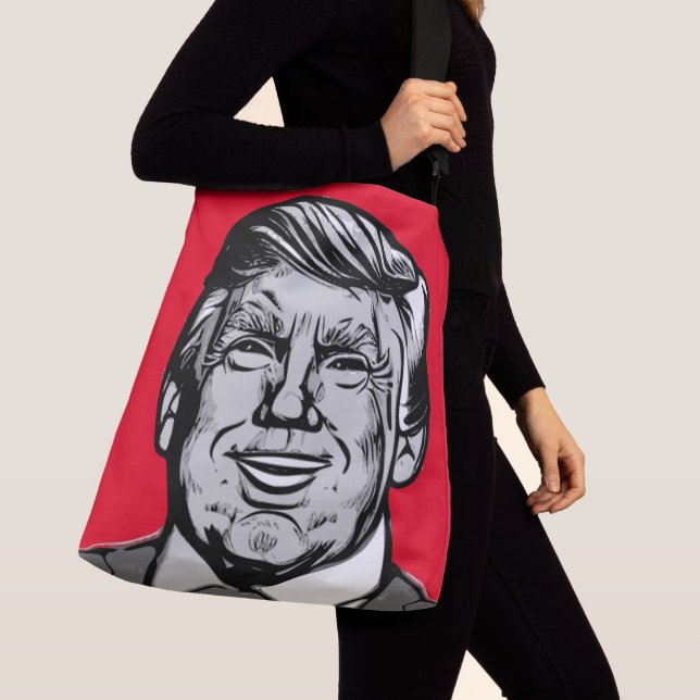 DONALD TRUMP CROSSBODY BAG (Close Up)