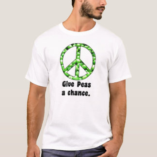 Donnez à des pois un T-shirt d'occasion