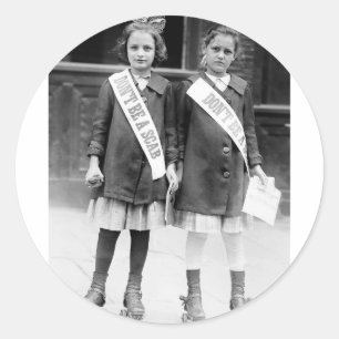 Don't Be A Scab Classic Round Sticker