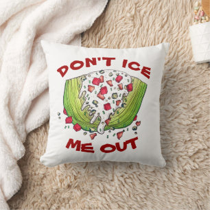 DON'T ICE ME OUT Funny Iceberg Lettuce Wedge Salad Throw Pillow