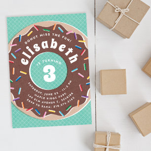 Donut et arrosage Invitation à la fête d'anniversa