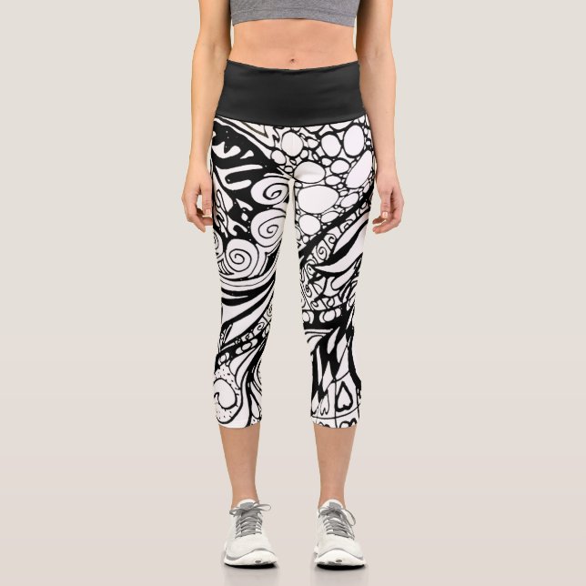 Doodle 1E Black White 1 Capri Leggings (Front)