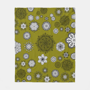 Doodle Mandelas on Green Curtain Fleece Blanket